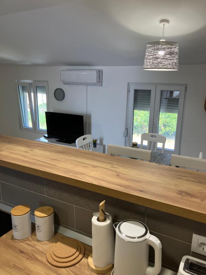 Mia Casa Lägenhet Tivat Exteriör bild
