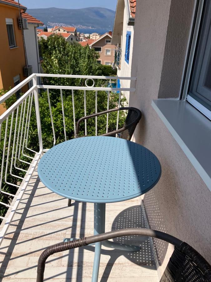 Mia Casa Lägenhet Tivat Exteriör bild