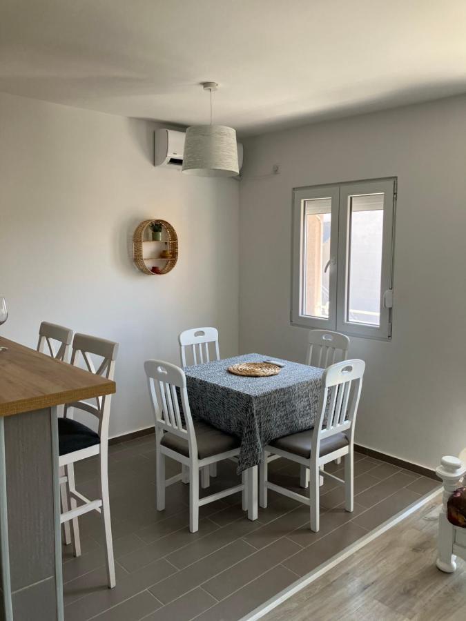 Mia Casa Lägenhet Tivat Exteriör bild