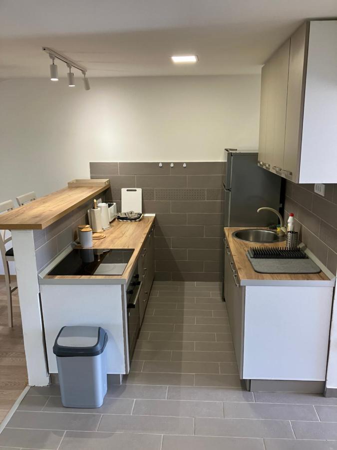 Mia Casa Lägenhet Tivat Exteriör bild