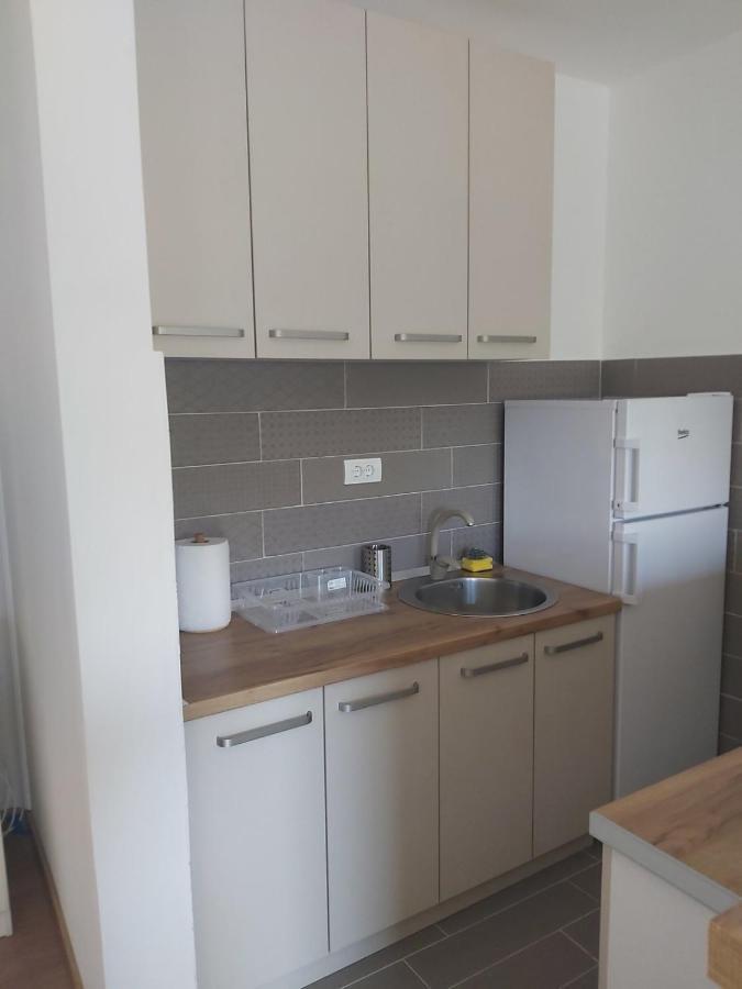 Mia Casa Lägenhet Tivat Exteriör bild