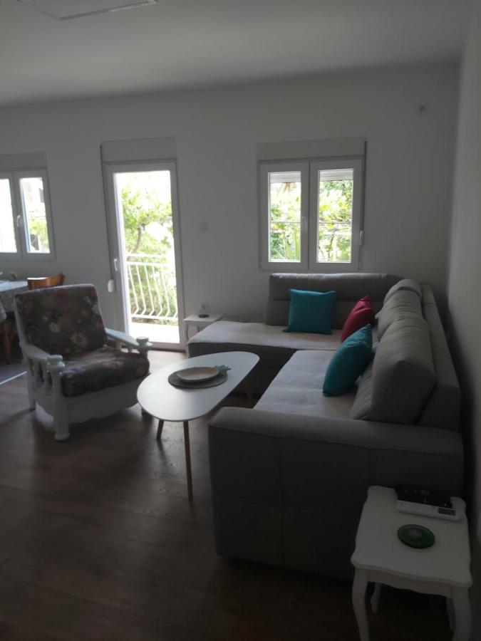 Mia Casa Lägenhet Tivat Exteriör bild