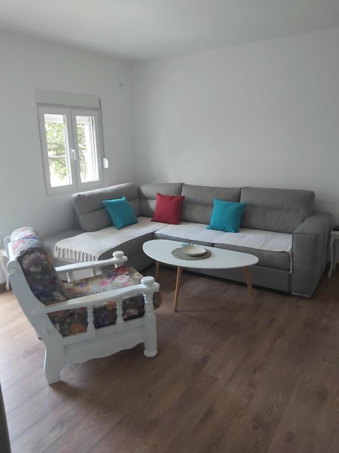 Mia Casa Lägenhet Tivat Exteriör bild